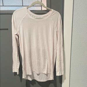 Lululemon Athletica Soft Pink Long Sleeve Tee